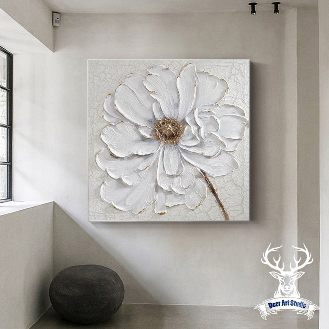 Elegant White Flower Oil Painting with Gilded Accents for Modern Home Decor