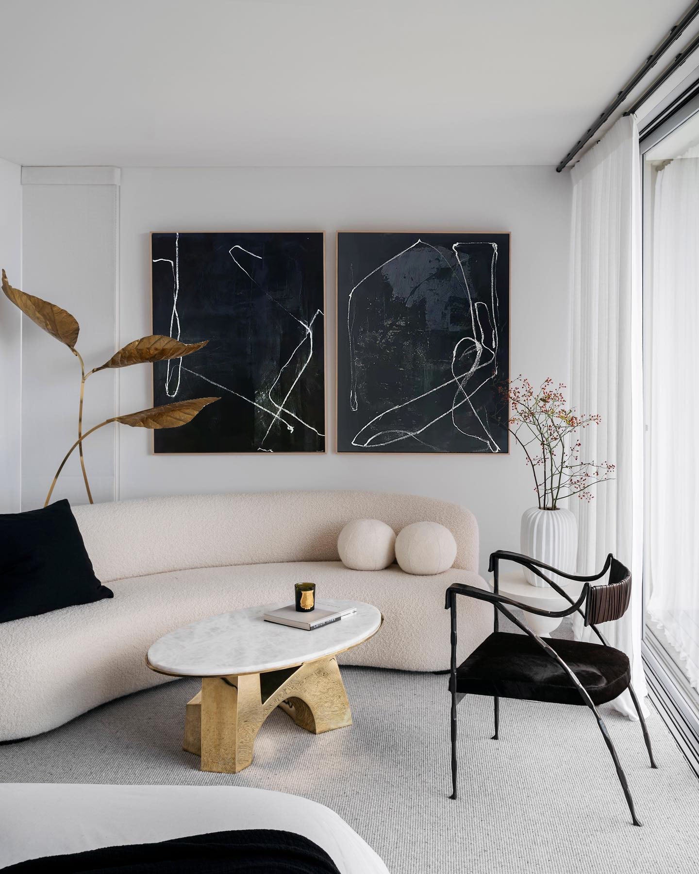 Elegant Black Abstract Oil Painting with Modern Minimalist Lines