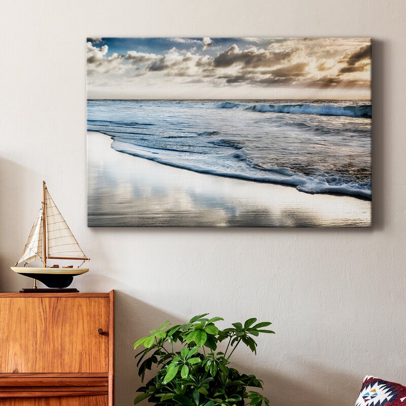 Tranquil Ocean Waves Under a Sunny Sky - Serene Coastal Oil Painting