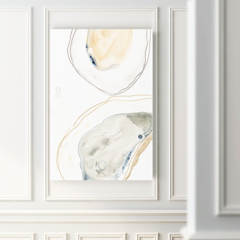 Elegant Ocean-Inspired Oil Painting of Oysters for Nautical Home Decor