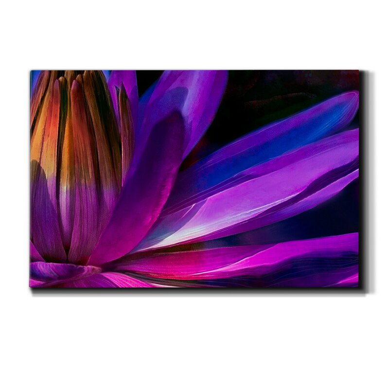 Vibrant Floral Elegance: Stunning Oil Painting of Colorful Petals