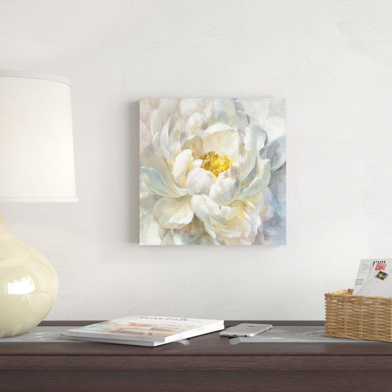 Delicate White Blossom - Elegant Floral Oil Painting for Home Décor