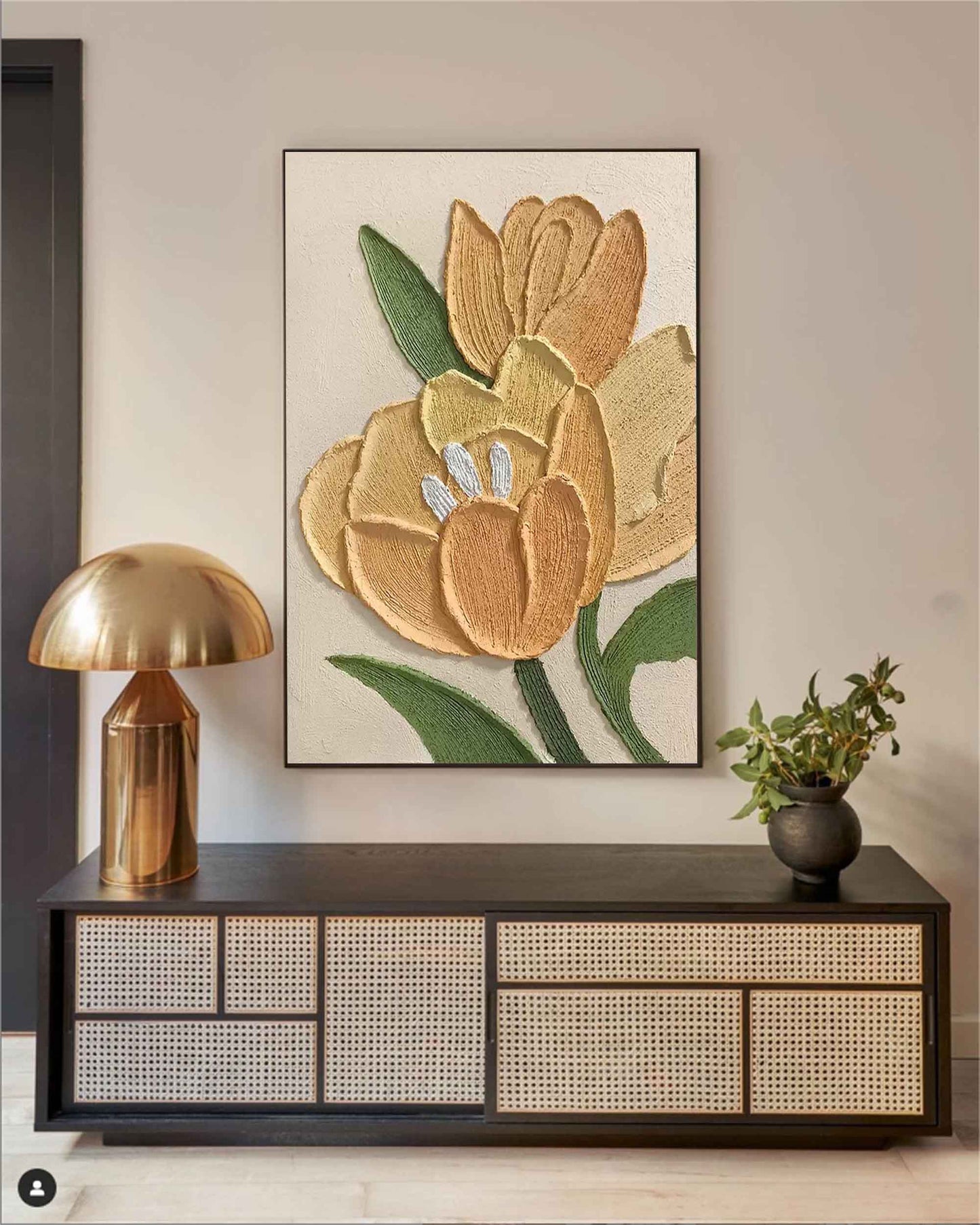 Elegant Floral Oil Painting for Home Décor and Art Lovers