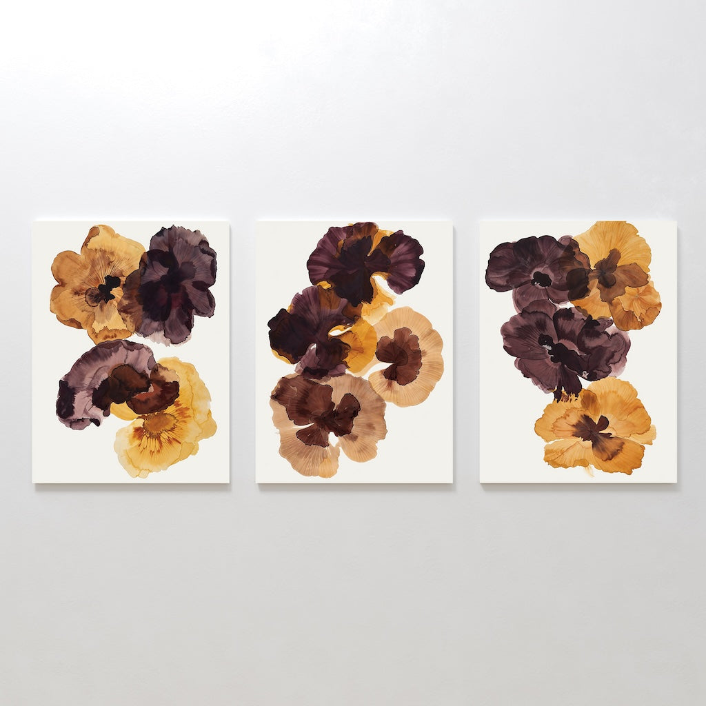 Elegant Crimson Floral Triptych for Home Decor