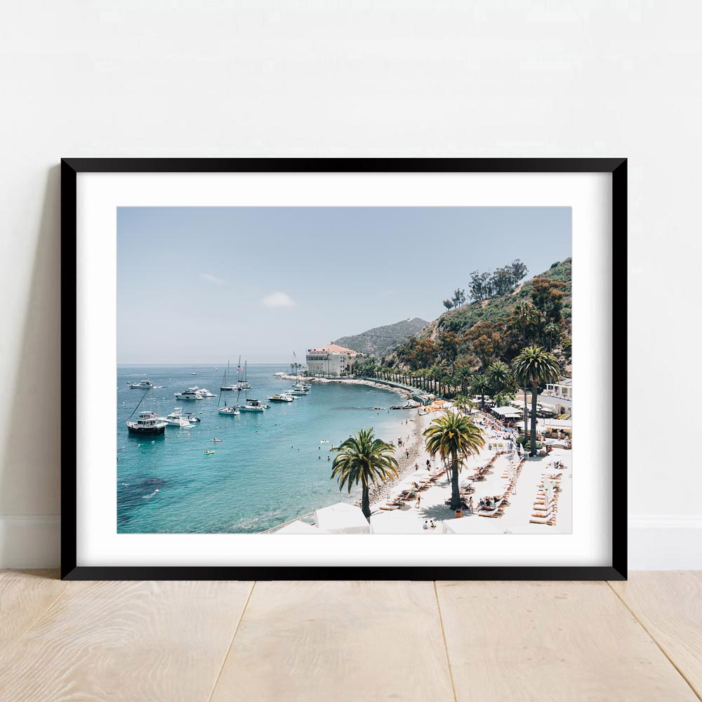 Tranquil Coastal Escape: Serene Beachfront Oil Painting