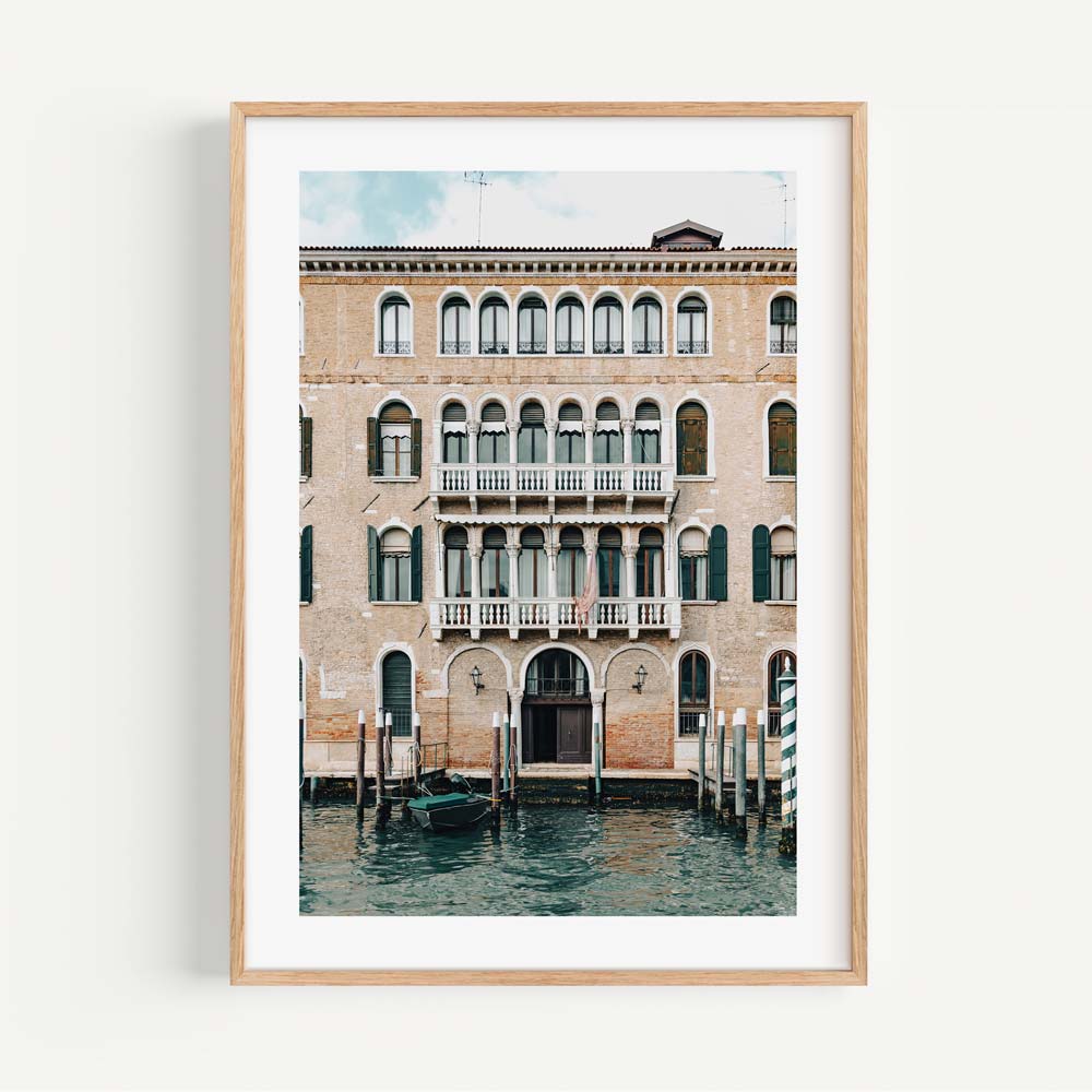 Tranquil Venetian Scene with Elegant Architecture and Serene Waters
