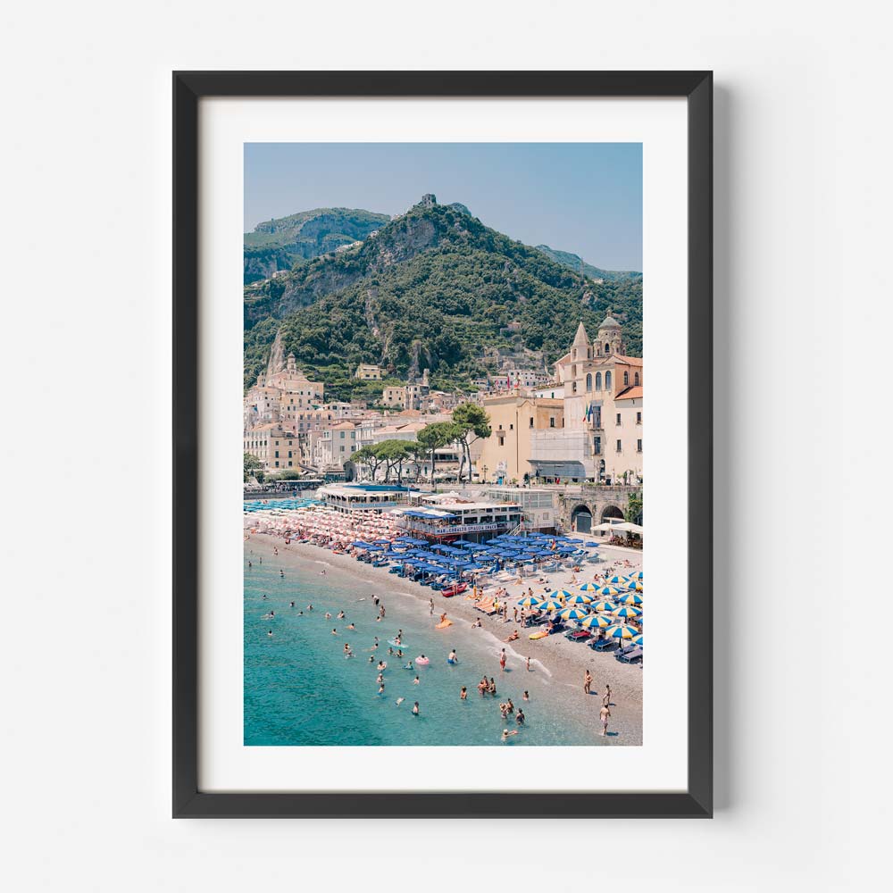 Vibrant Amalfi Coast Retreat - Serene Beach and Colorful Umbrellas Oil Painting