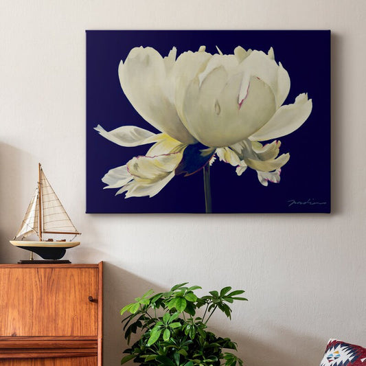 Elegant White Flower Oil Painting on Dark Background for Home D√©cor