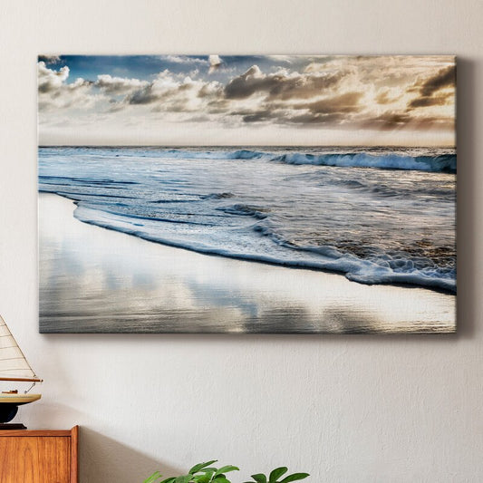 Tranquil Ocean Waves Under a Sunny Sky - Serene Coastal Oil Painting