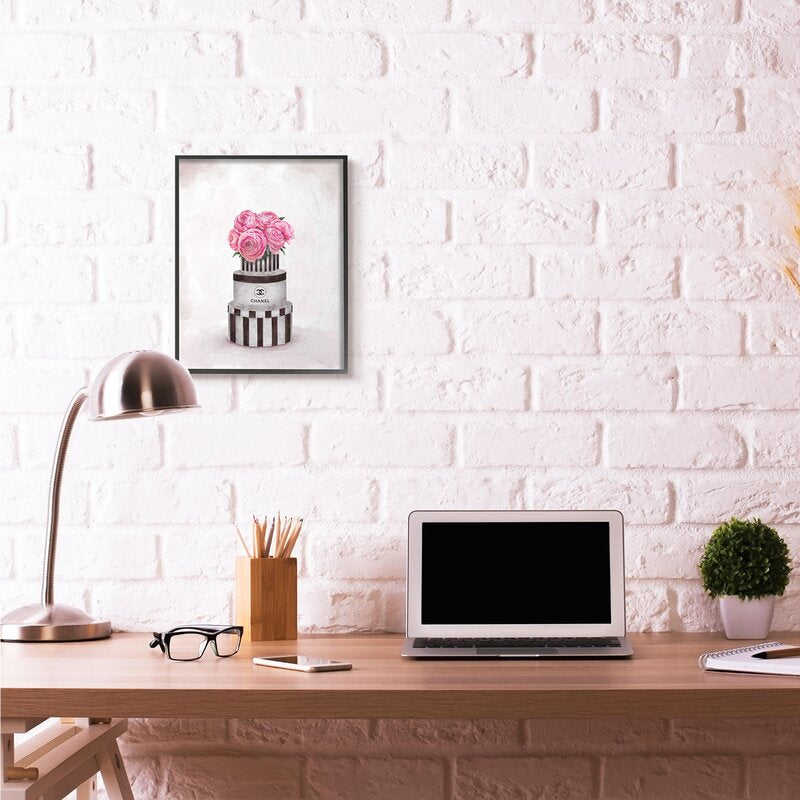 Elegant Pink Flower Bouquet in Stylish Box | Chic Home Décor Oil Painting