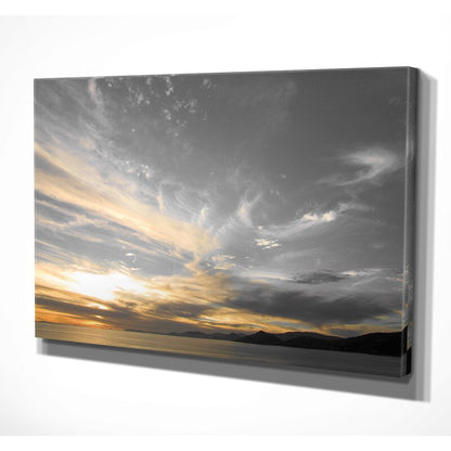Serene Sunset Sky Over Tranquil Waters - Stunning Oil Painting for Home Decor