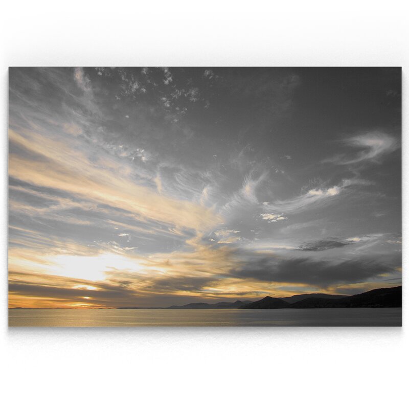 Serene Sunset Sky Over Tranquil Waters - Stunning Oil Painting for Home Decor
