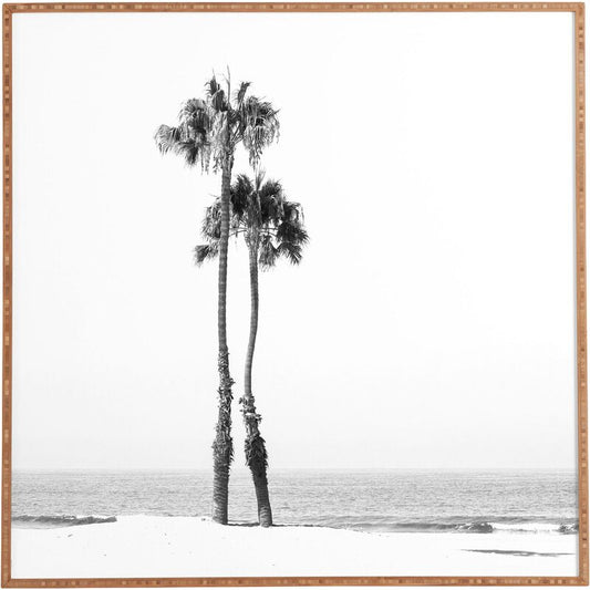 Elegant Black and White Palm Trees Art Print - Coastal Scenic Wall Décor