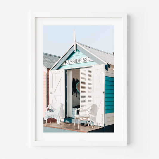 Charming Bayside Beach House Oil Painting with Tranquil Seaside Vibes