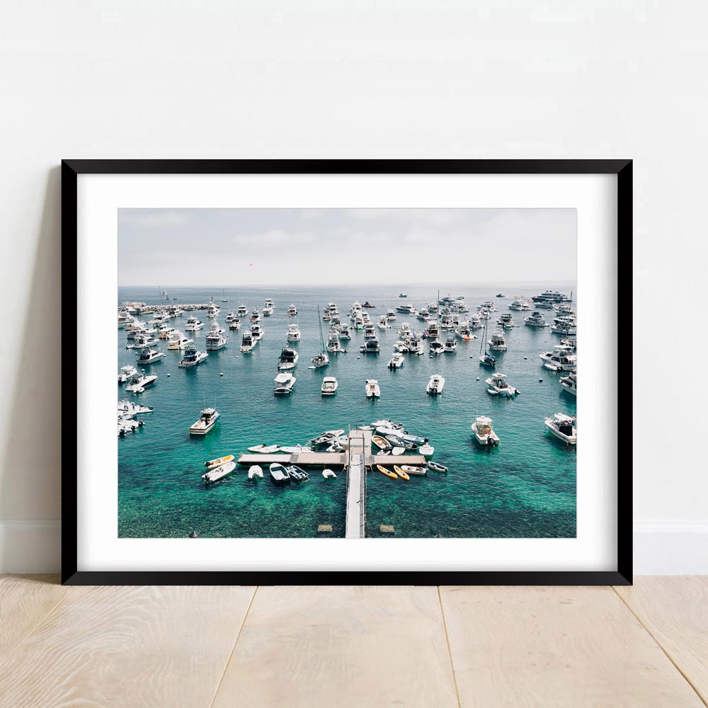 Scenic Catalina Jetty Harbour: Captivating Oil Painting of Boats and Ocean Bliss