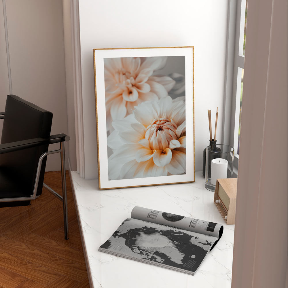Elegant Dahlia Oil Painting - Soft Floral Art for Joyful Home Decor