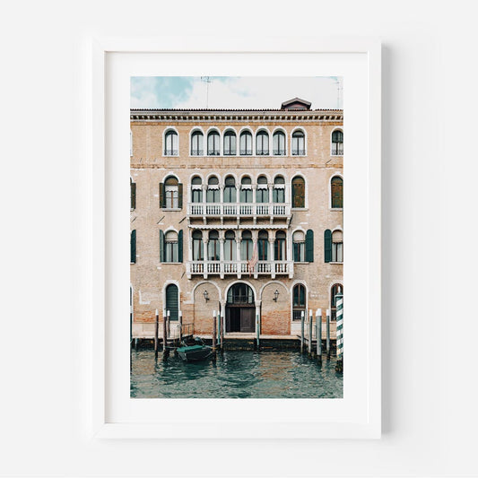Tranquil Venetian Scene with Elegant Architecture and Serene Waters