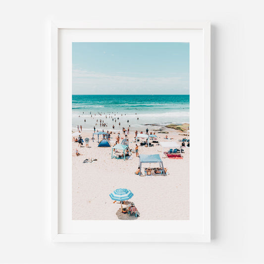 Vibrant Summer Day at Maroubra Beach – Relaxation and Fun in the Sun