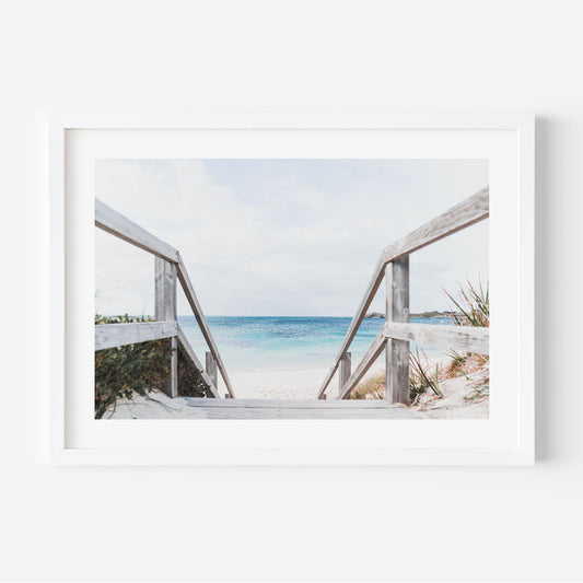 Tropical Seascape: Vibrant Oil Painting of Parakeet Bay’s Tranquil Waters and Shoreline