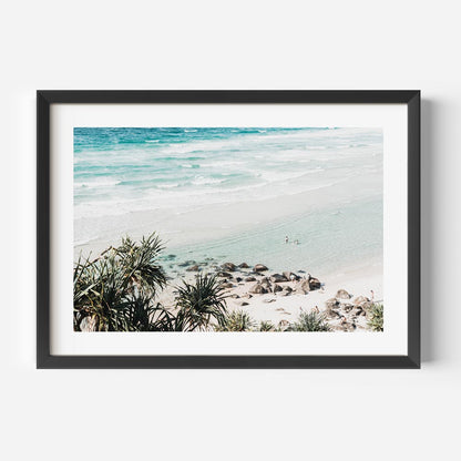 Tranquil Ocean Scene: Beach Bathers at Rainbow Bay Oil Painting Decor
