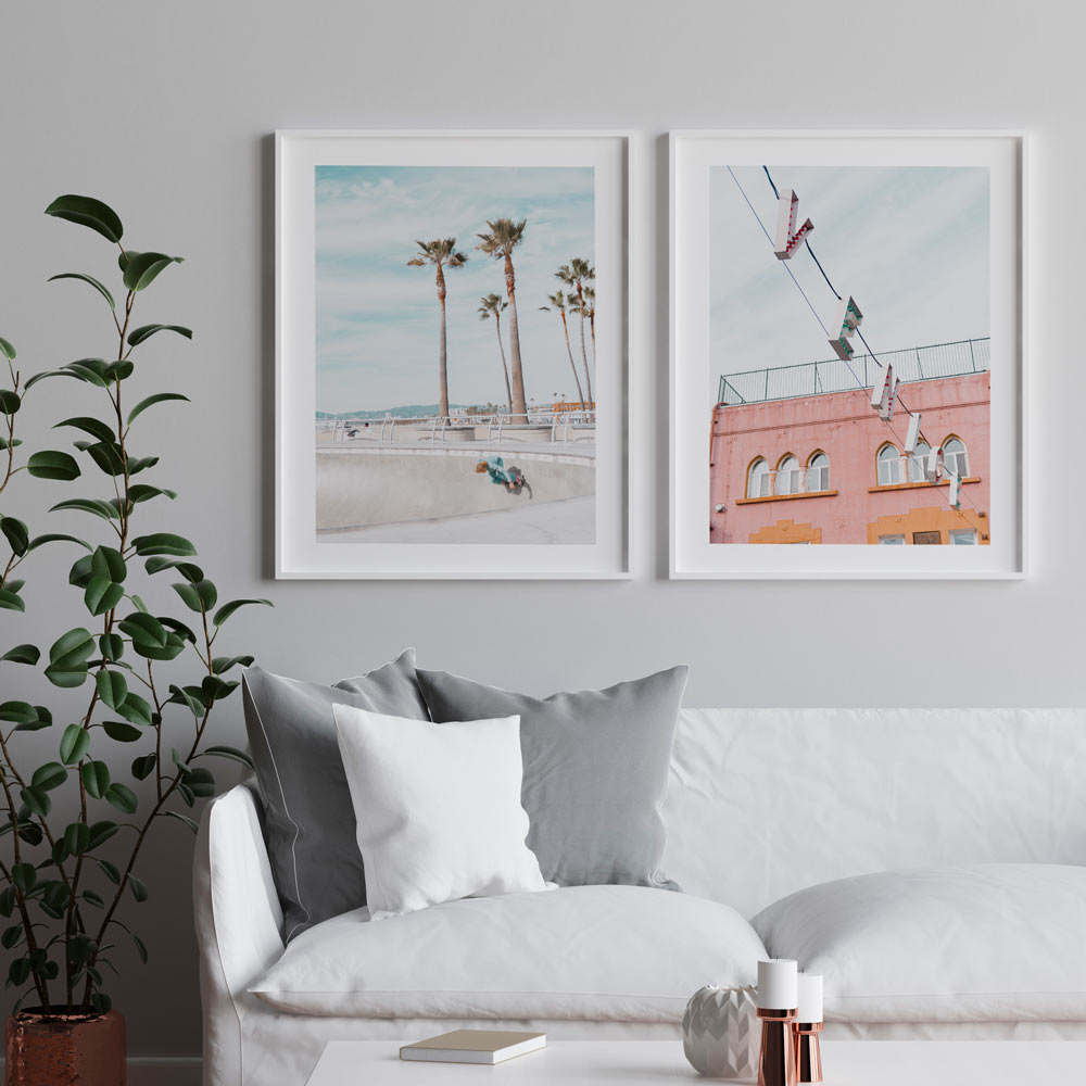 Venice Beach Skater Paradise: Vibrant Oil Painting of Coastal Fun