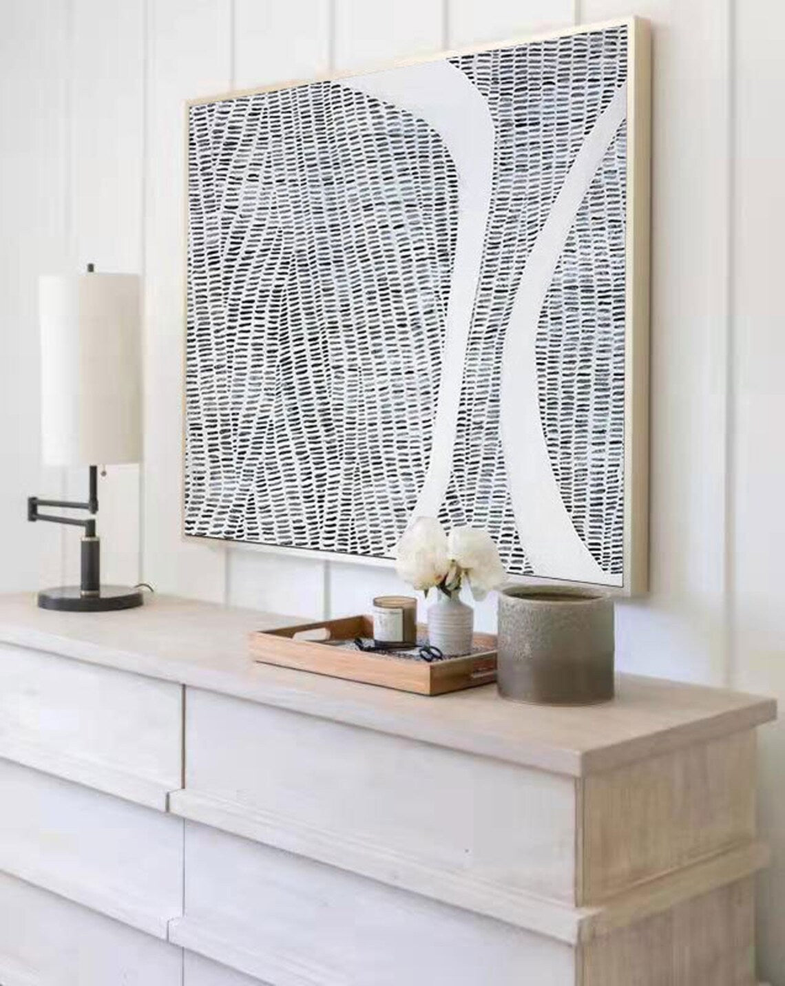 Modern Abstract Oil Painting with Curved Lines for Elegant Home Decor