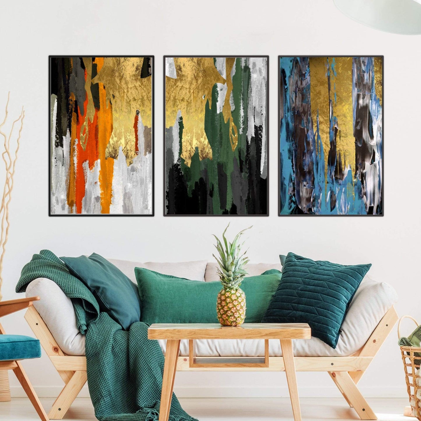 Vibrant Abstract Oil Painting Showcase with Gold and Colorful Textures