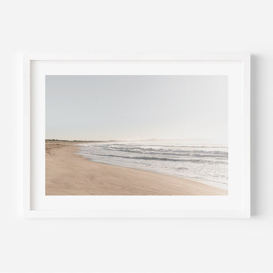 Tranquil Wanda Beach Oil Painting - Serene Coastal Landscape Decor