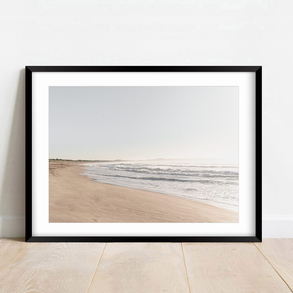 Tranquil Wanda Beach Oil Painting - Serene Coastal Landscape Decor